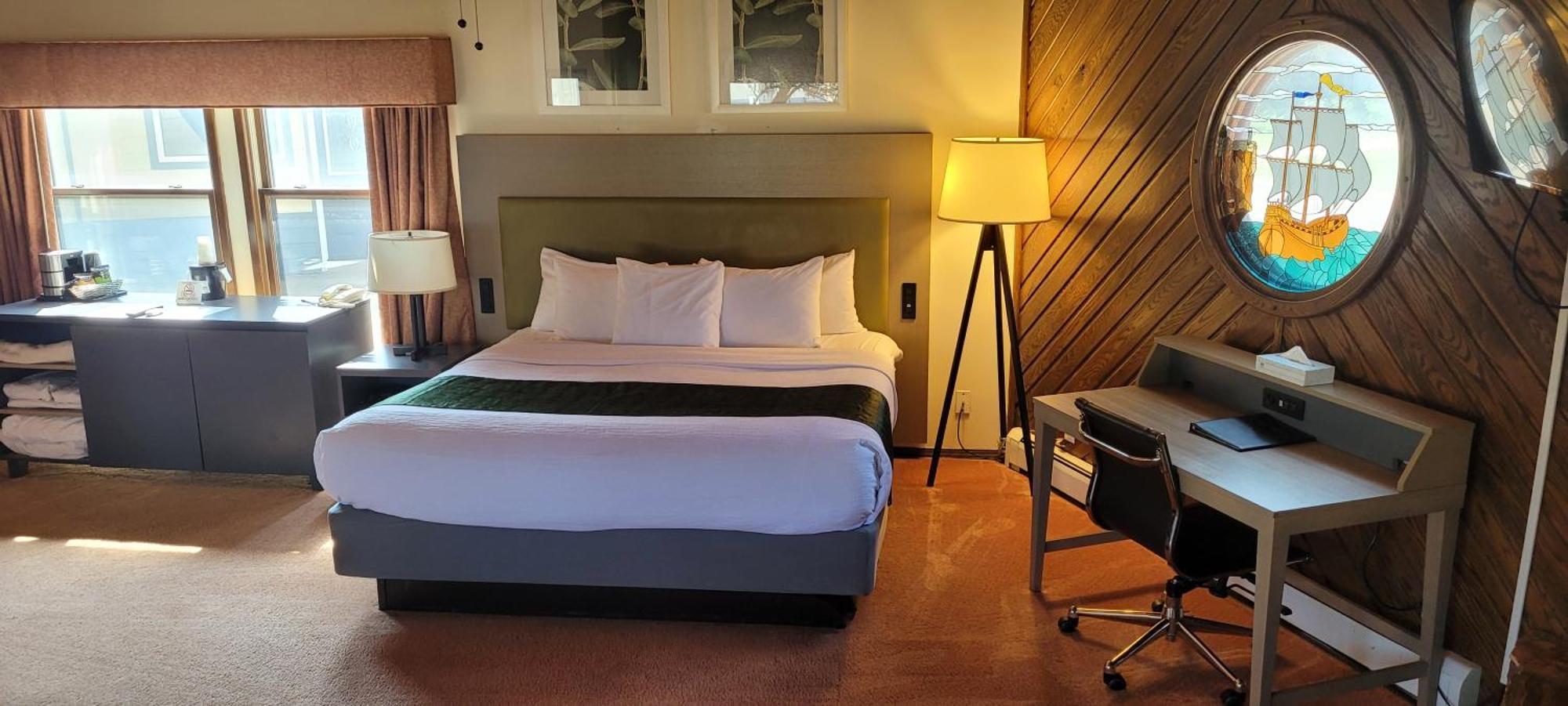 Pictured Rocks Inn And Suites Мунизинг Экстерьер фото