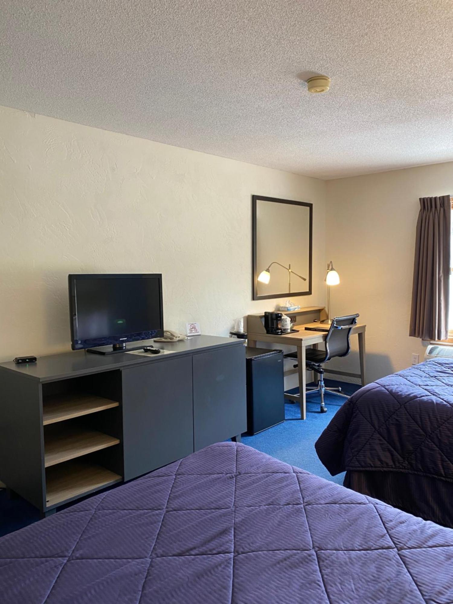Pictured Rocks Inn And Suites Мунизинг Экстерьер фото