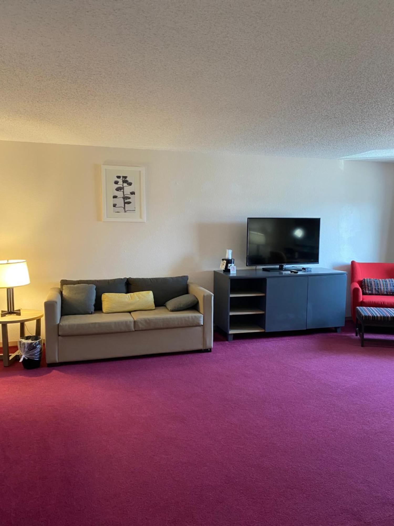 Pictured Rocks Inn And Suites Мунизинг Экстерьер фото