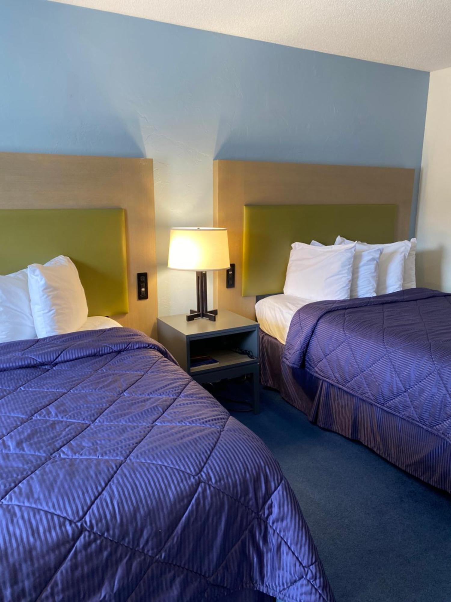 Pictured Rocks Inn And Suites Мунизинг Экстерьер фото