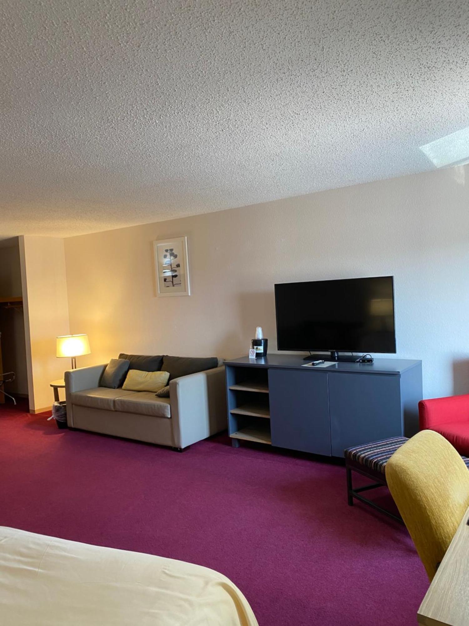 Pictured Rocks Inn And Suites Мунизинг Экстерьер фото