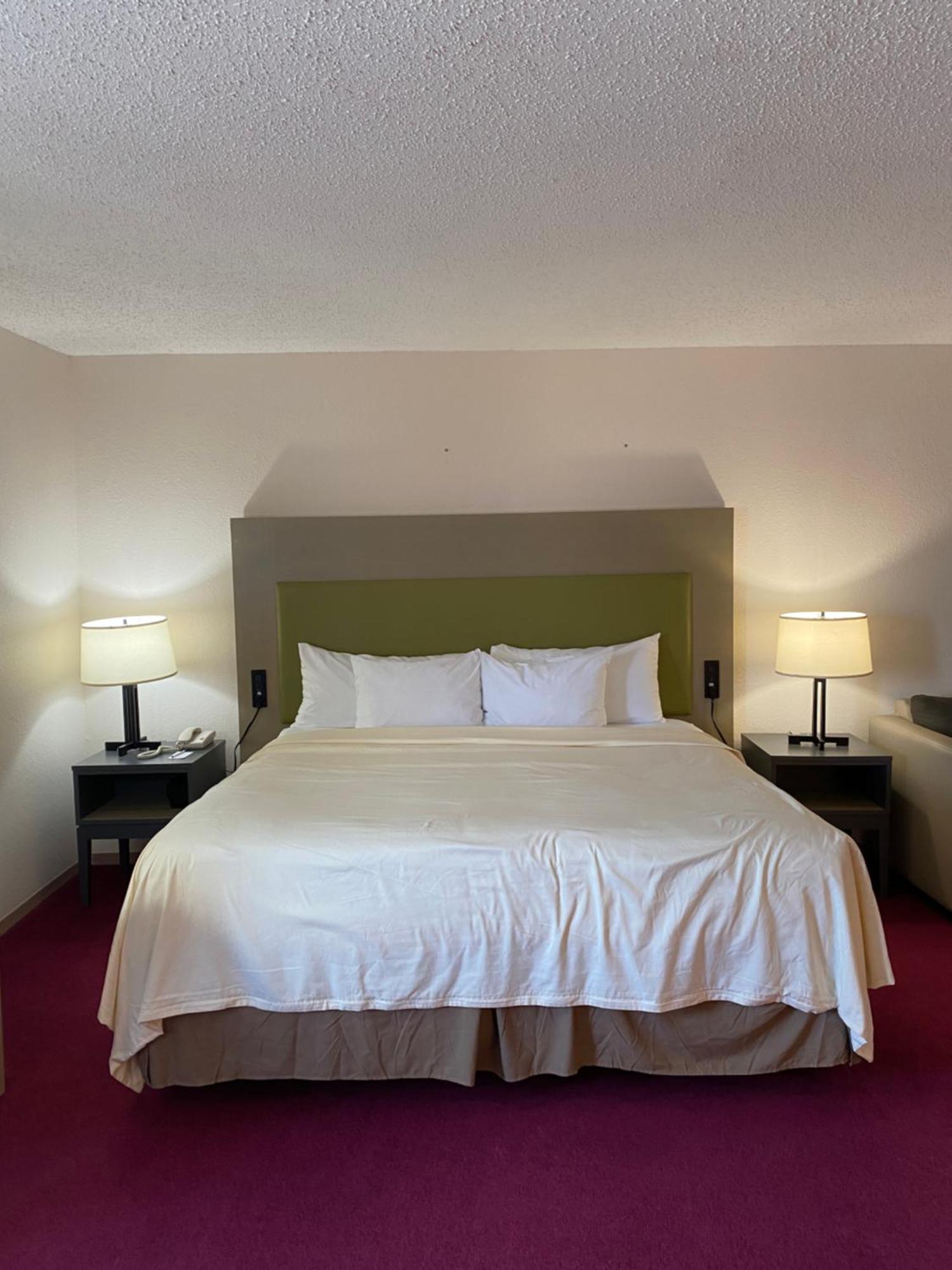 Pictured Rocks Inn And Suites Мунизинг Экстерьер фото